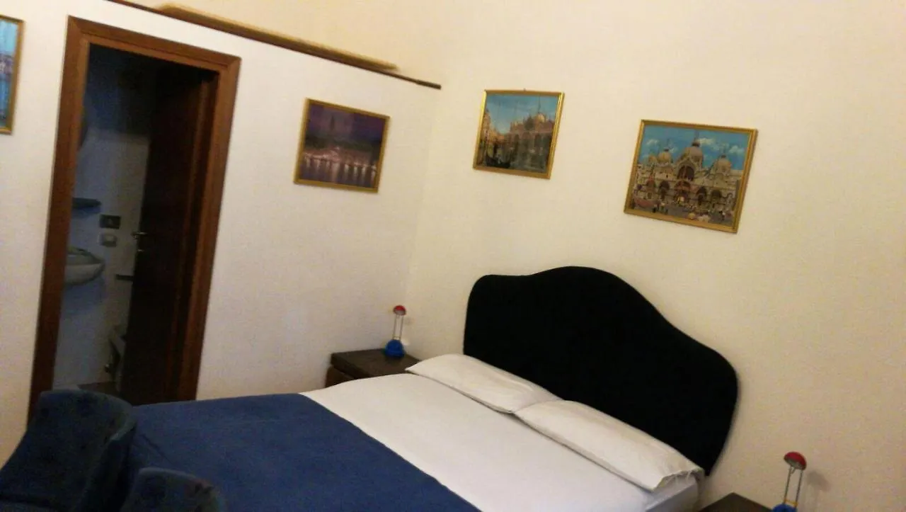Alloggi Alla Scala Del Bovolo Venice 3*,  Italy