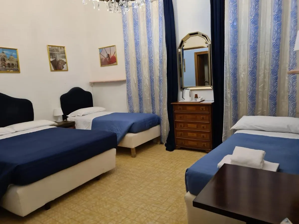 Guest house Alloggi Alla Scala Del Bovolo Venice