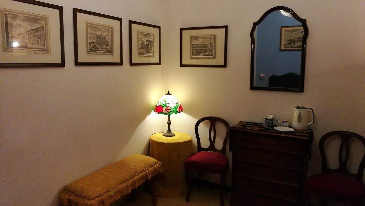 Guest house Alloggi Alla Scala Del Bovolo Venice